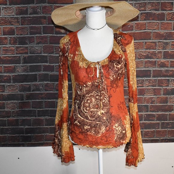 Oboe Bell Sleeve Top - Picture 1 of 8